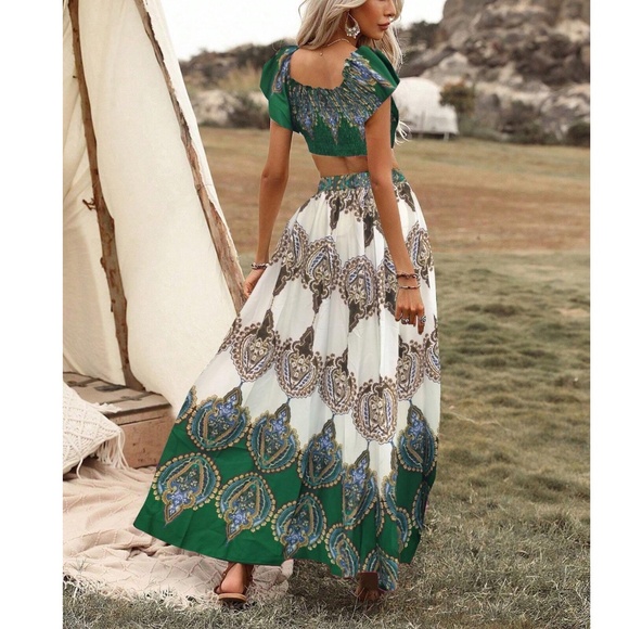 Boho Tribal Print Cropped Top Maxi Skirt Set - Picture 13 of 14